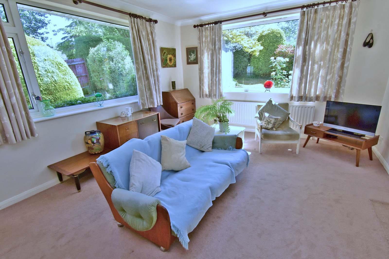 A SITTING ROOM 2.JPG